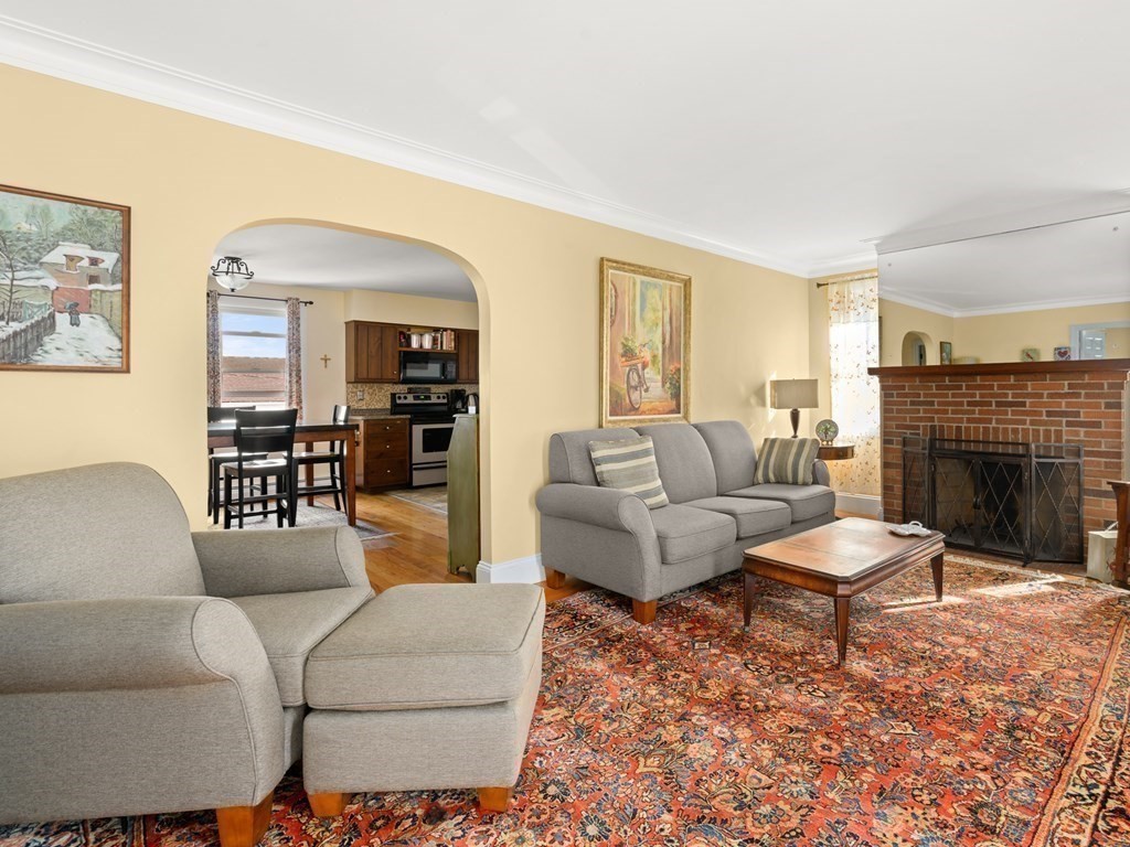 239 George Waterman Road Johnston, RI 02919 - Photo 4 of 21