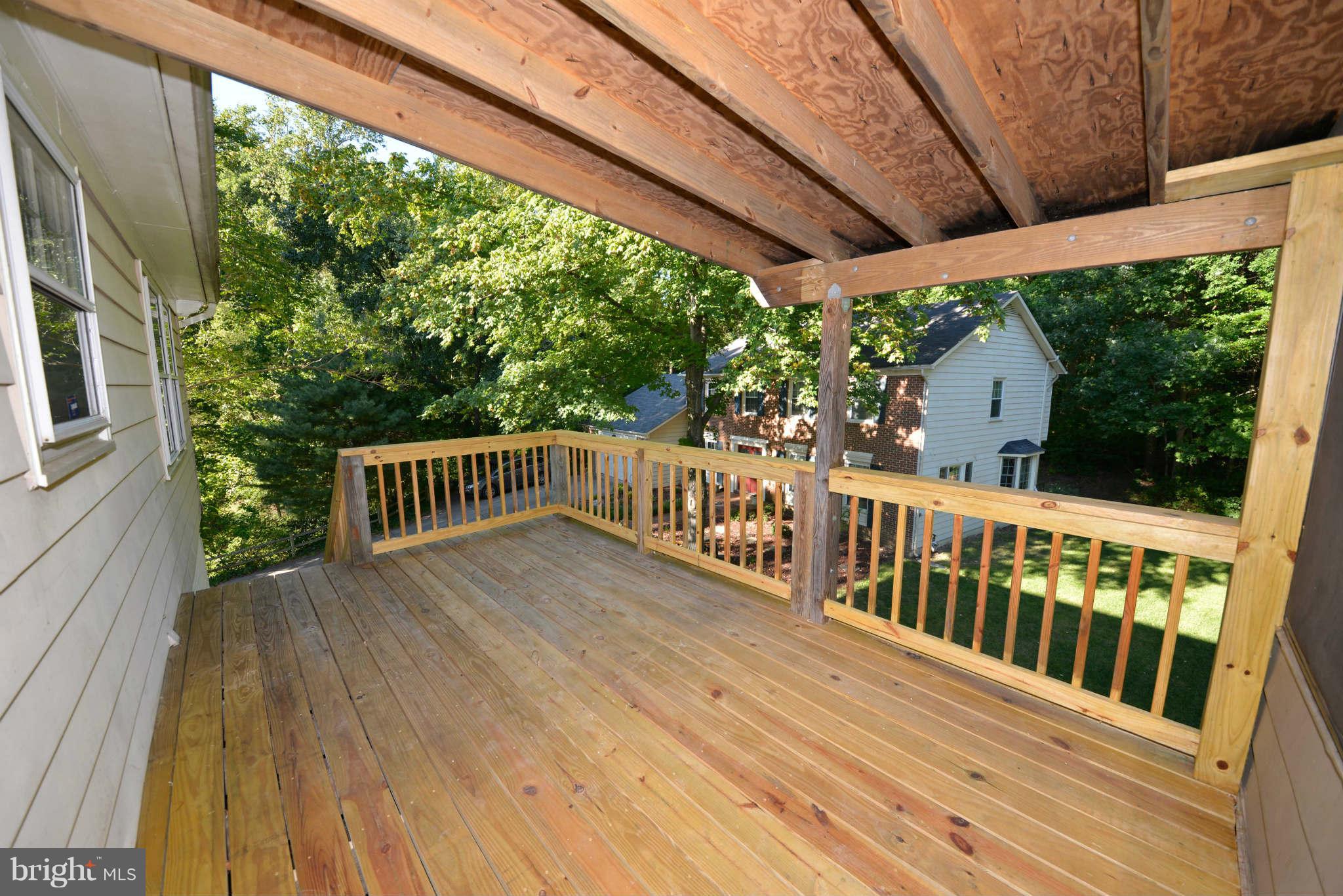 10157 Red Spruce Road Fairfax, VA 22032 - Photo 14 of 19 Exterior (Rear)