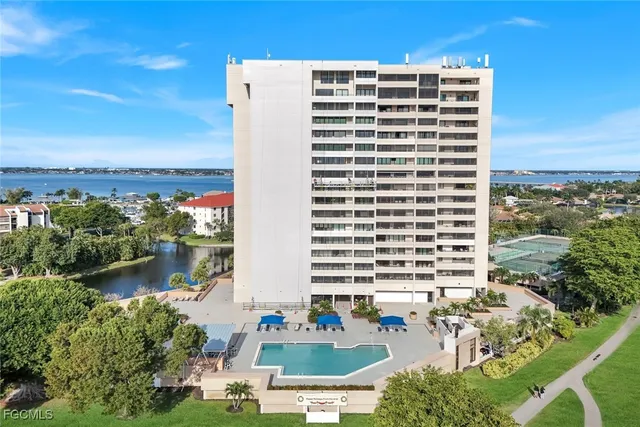 $650,000 | 5260 South Landings Drive, Unit 1409, Fort Myers, FL 33919