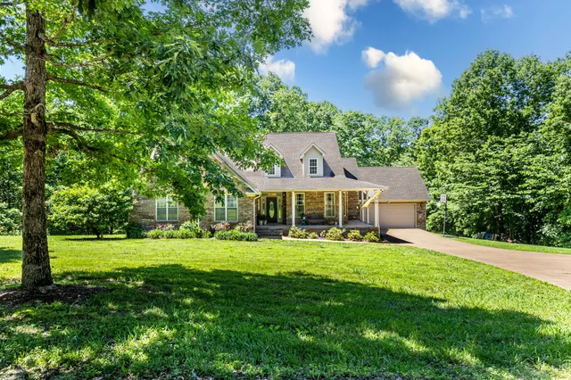 $440,000 | 565 Eagle Loop, Loretto, TN 38469