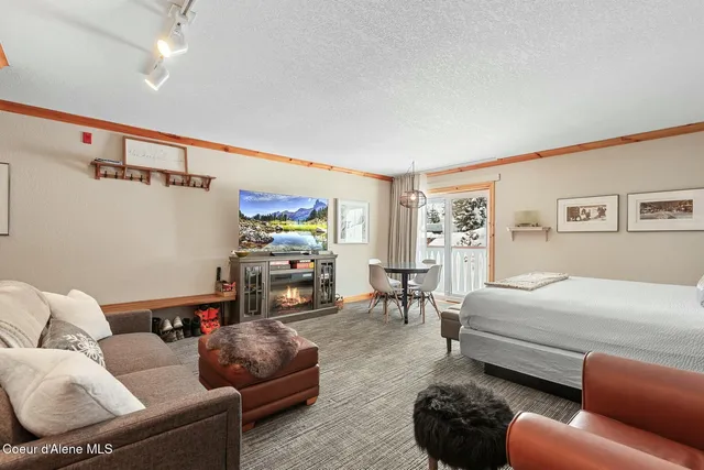 $649,000 | 72 Great Escape Road, Unit 410/412, Sandpoint, ID 83864