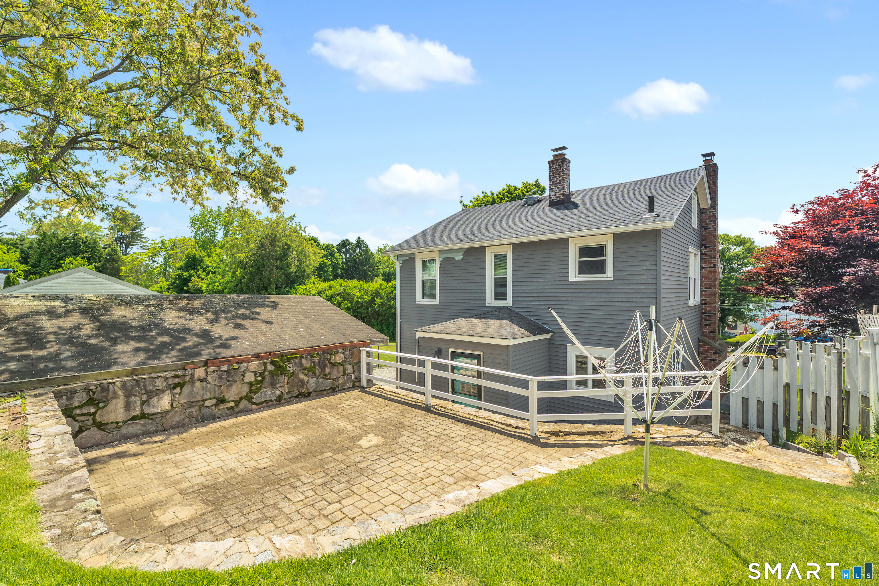 310 Lestertown Road Groton, CT 06340 - Photo 9 of 40