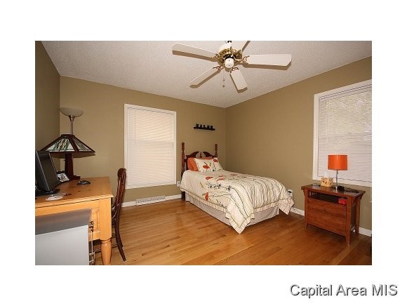 14 Bellerive Road Springfield, IL 62704 - Photo 8 of 24