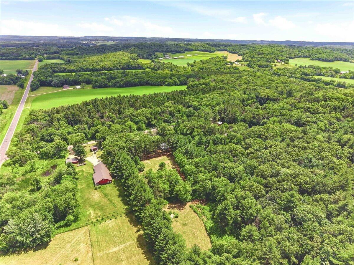 N9273 Perkins Road Mindoro, WI 54644 - Photo 8 of 14 20-N9261 Perkins-020