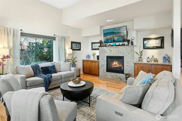 $1,450,000 | 218 South 210th Street, Des Moines, WA 98198