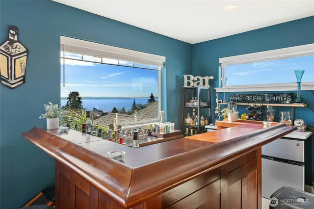 $1,450,000 | 218 South 210th Street, Des Moines, WA 98198