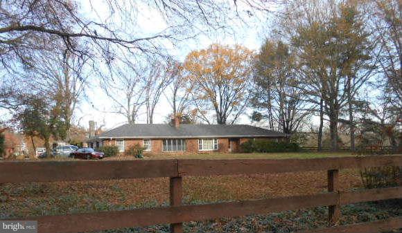 10618 Old Colchester Road Lorton, VA 22079 - Photo 1 of 30 Exterior (Front)