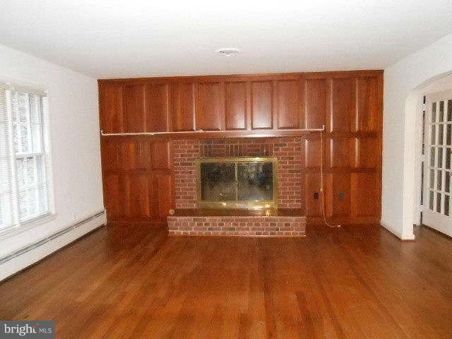 10618 Old Colchester Road Lorton, VA 22079 - Photo 11 of 30 Living Room