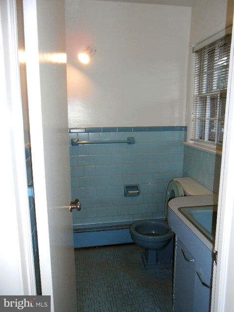 10618 Old Colchester Road Lorton, VA 22079 - Photo 17 of 30 Bath (Master)