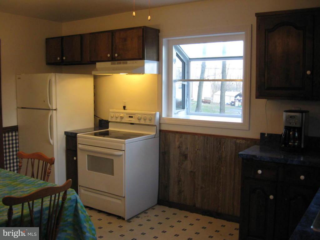 152 Groff Road Quarryville, PA 17566 - Photo 4 of 8 Gallery Image 4
