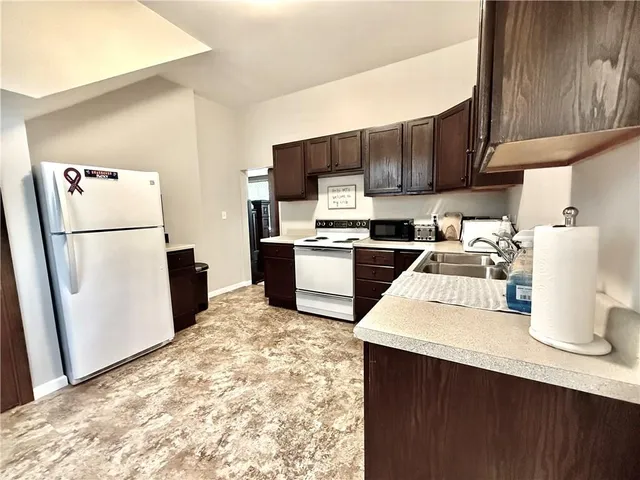 $225,000 | 421 South Main Street, Maryville, MO 64468