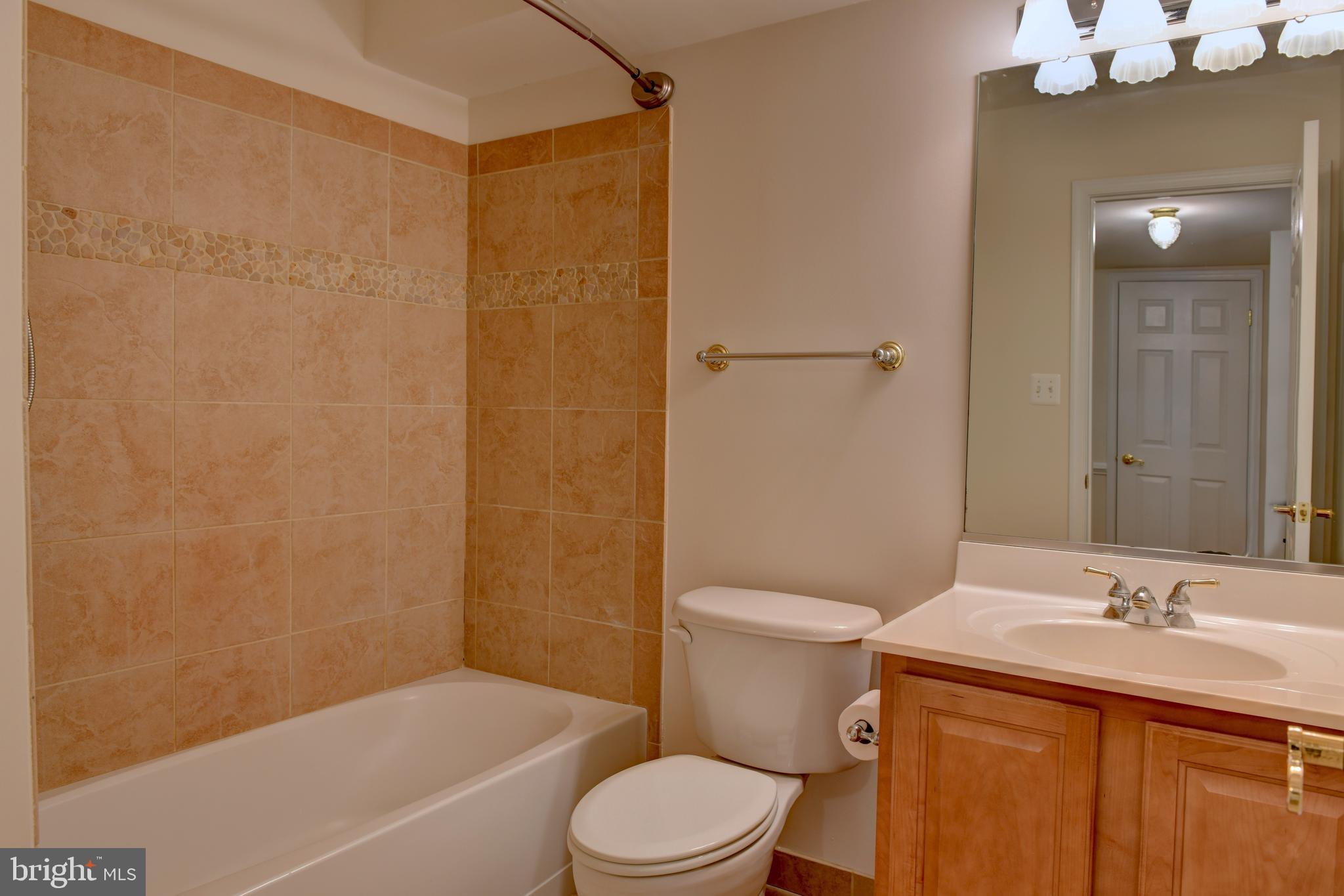 1576 Ritchie Drive Edgewater, MD 21037 - Photo 22 of 38 Gallery Image 22