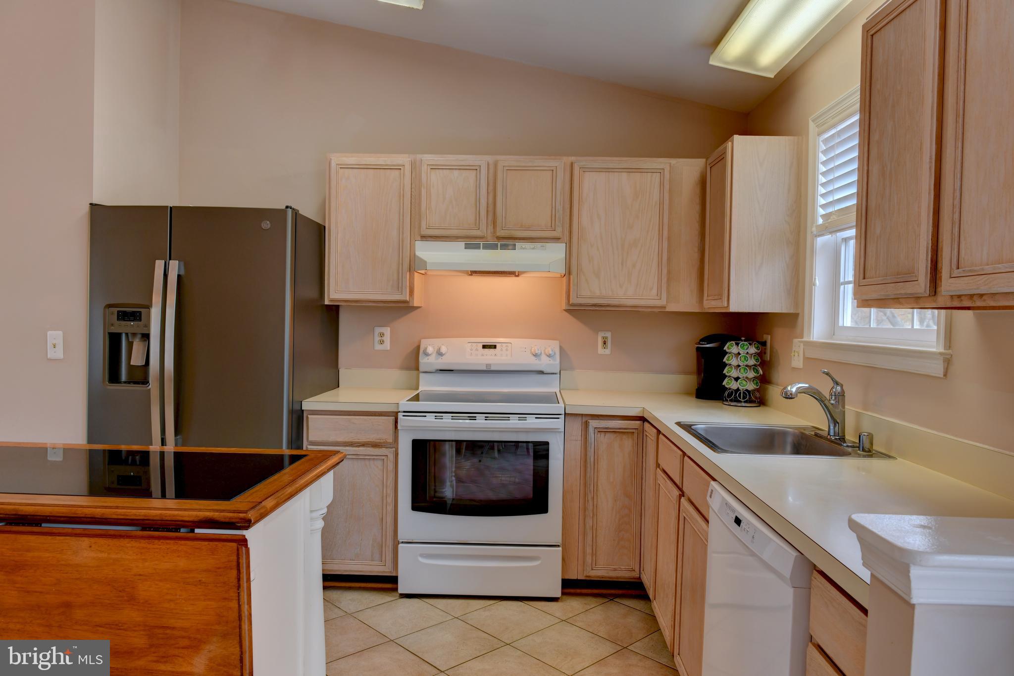 1576 Ritchie Drive Edgewater, MD 21037 - Photo 7 of 38 Gallery Image 7