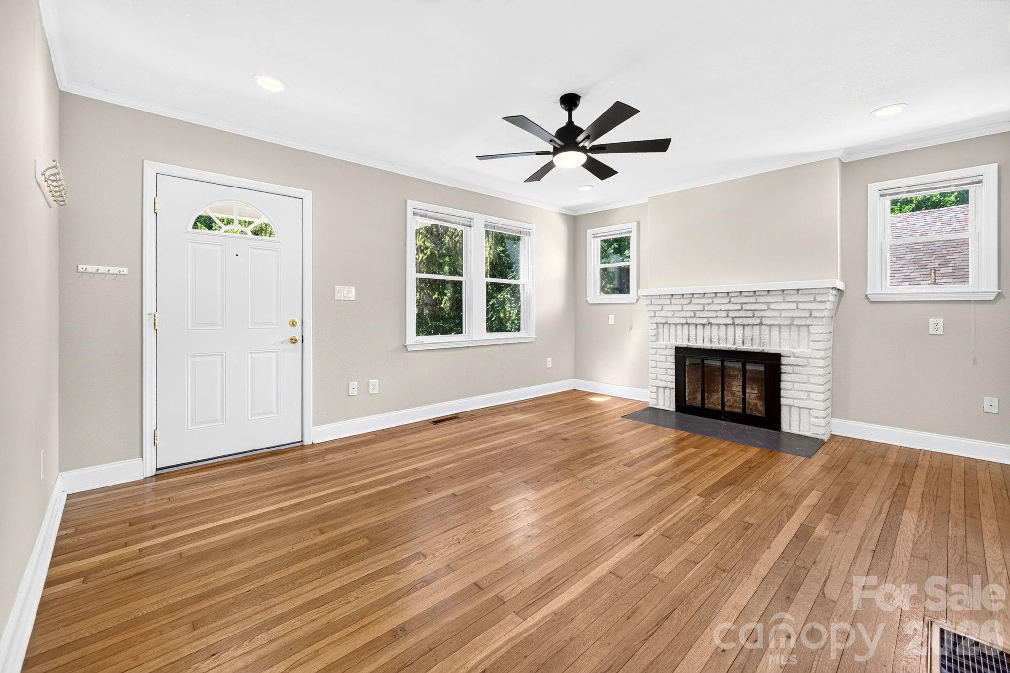 28 Chatham Road Asheville, NC 28804 - Photo 8 of 33