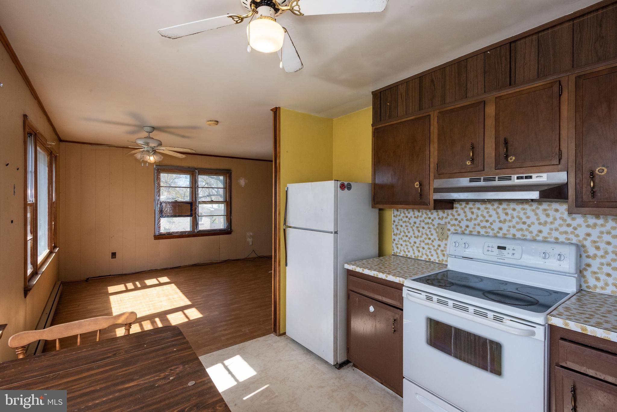 12011 Keymar Road Keymar, MD 21757 - Photo 11 of 32 In law kitchen