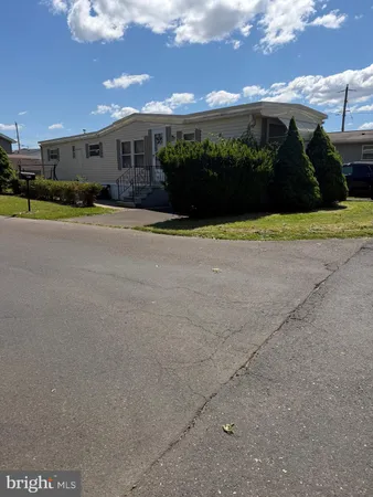$85,000 | 3413 Iris Avenue, Feasterville-Trevose, PA 19053