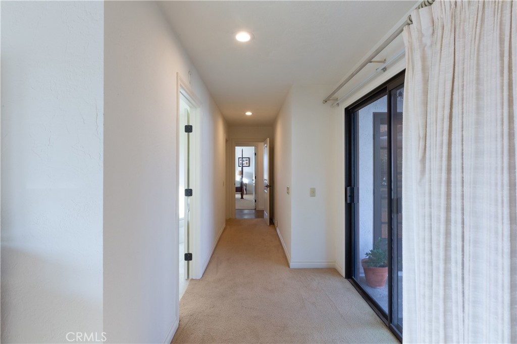 2509 Valerie Drive Fallbrook, CA 92028 - Photo 31 of 70 Lots of storage and closets in the hallways