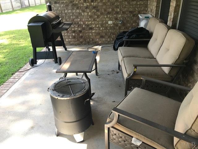 6028 Rinoak Court Pace, FL 32571 - Photo 7 of 24 Gallery Image 7