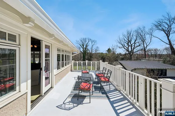 $2,495,000 | 108 Maplewood Avenue, Maplewood, NJ 07040