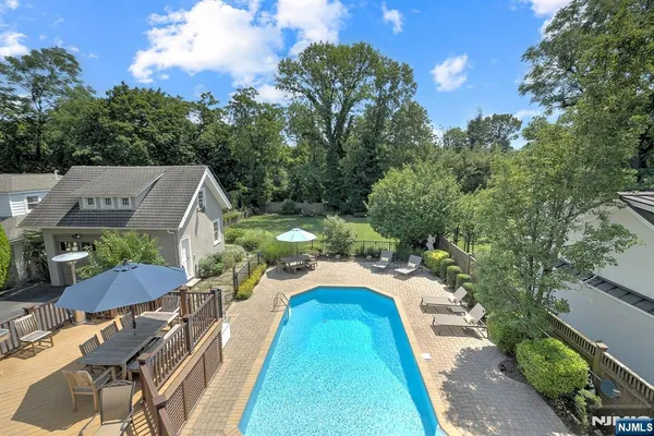 $2,495,000 | 108 Maplewood Avenue, Maplewood, NJ 07040
