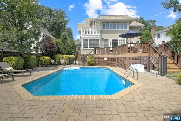 $2,495,000 | 108 Maplewood Avenue, Maplewood, NJ 07040