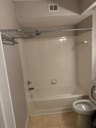 $2,300 | 12430 Vista Isles Drive, Unit 1318, Plantation, FL 33325