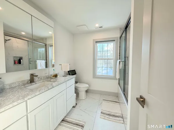 $4,500 | 42 River Road, New Milford, CT 06776