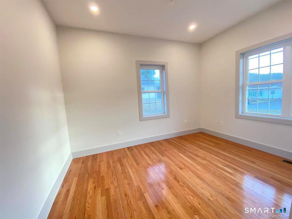 42 River Road New Milford, CT 06776 - Photo 7 of 32