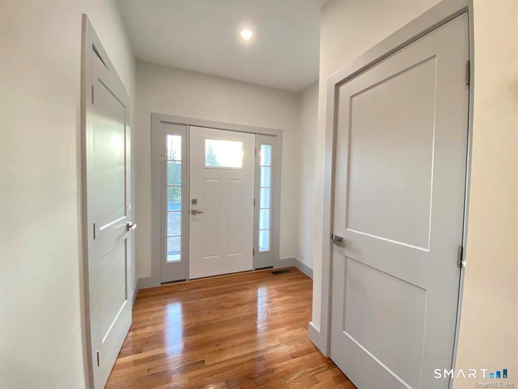 42 River Road New Milford, CT 06776 - Photo 10 of 32