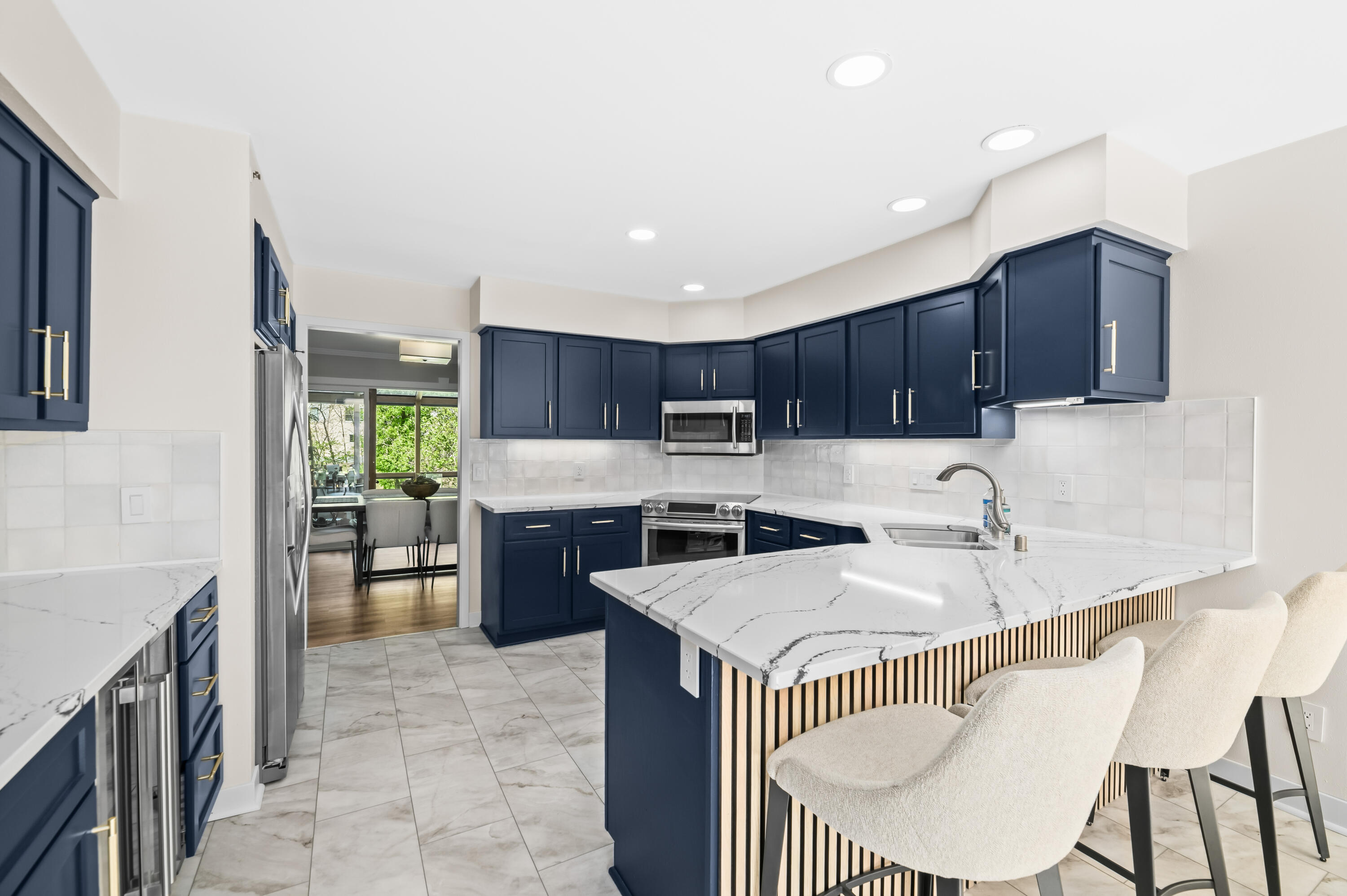 345 Elm Grove Road, Unit B Brookfield, WI 53005 - Photo 13 of 43 Updated Kitchen With Breakfast Bar!