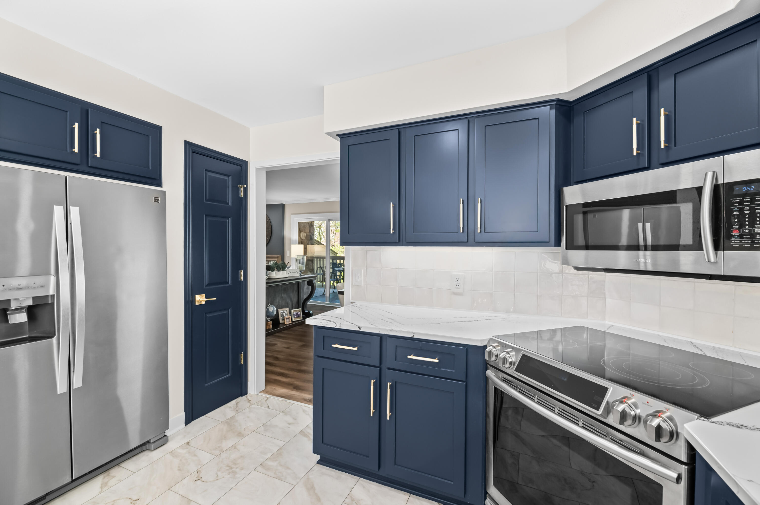 345 Elm Grove Road, Unit B Brookfield, WI 53005 - Photo 15 of 43 Stainless Steel Appliances!