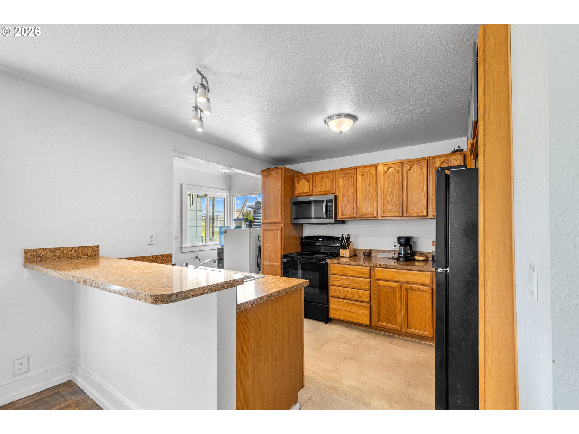 1901 Southwest Goodwin Avenue Pendleton, OR 97801 - Photo 10 of 35