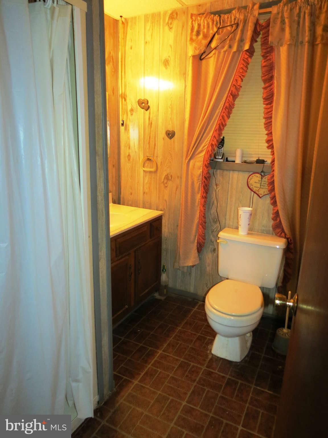 1188 Stone Road Westminster, MD 21158 - Photo 10 of 27 Bath