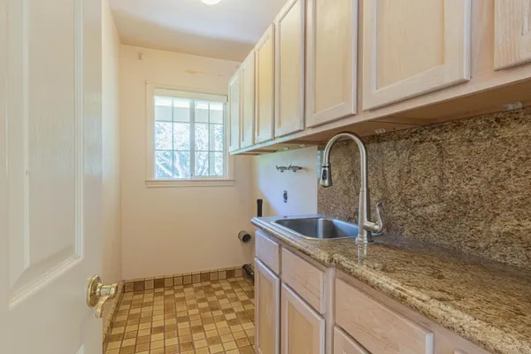 $4,450 | 17967 Berta Canyon Road, Salinas, CA 93907