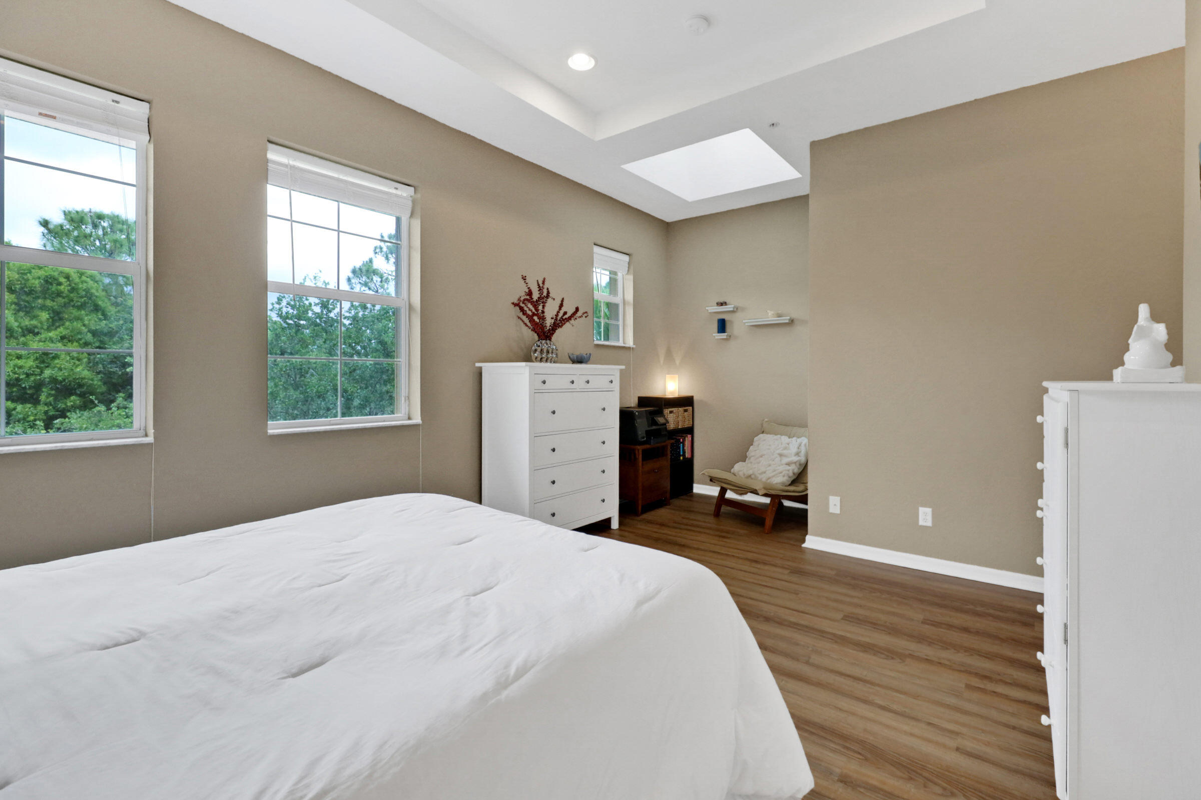 1582 Grande Cull Way Jupiter, FL 33458 - Photo 27 of 75 Master Bedroom/Sitting Area