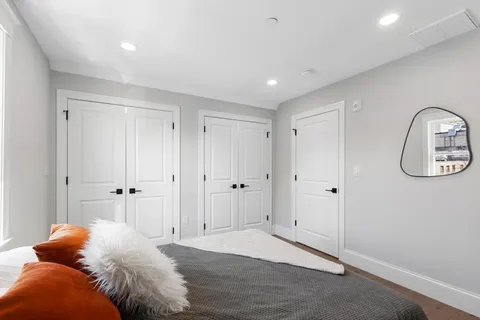 $1,050,000 | 227 Highland Avenue, Unit 3, Somerville, MA 02143