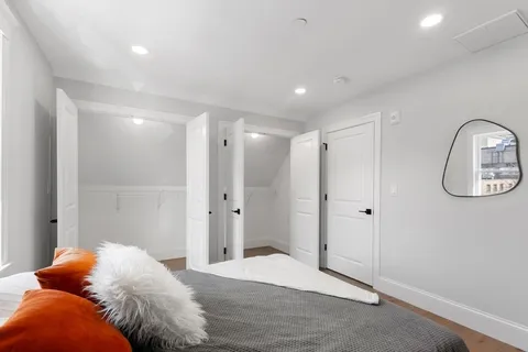 $1,050,000 | 227 Highland Avenue, Unit 3, Somerville, MA 02143