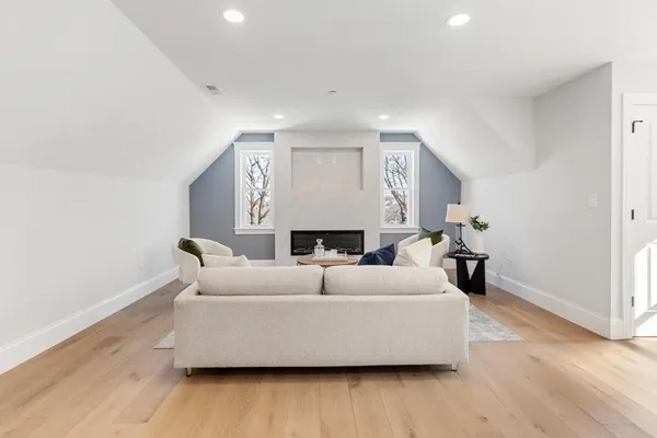 $1,050,000 | 227 Highland Avenue, Unit 3, Somerville, MA 02143