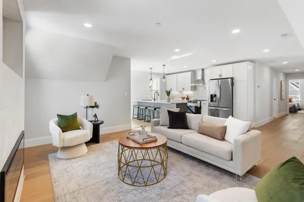$1,050,000 | 227 Highland Avenue, Unit 3, Somerville, MA 02143