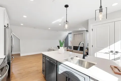 $1,050,000 | 227 Highland Avenue, Unit 3, Somerville, MA 02143