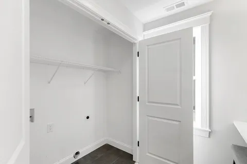 $1,050,000 | 227 Highland Avenue, Unit 3, Somerville, MA 02143