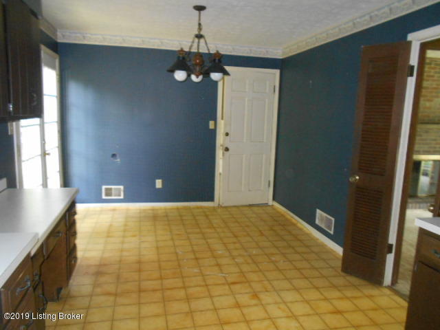 5503 Hidden Road Louisville, KY 40291 - Photo 8 of 16 Kitchen