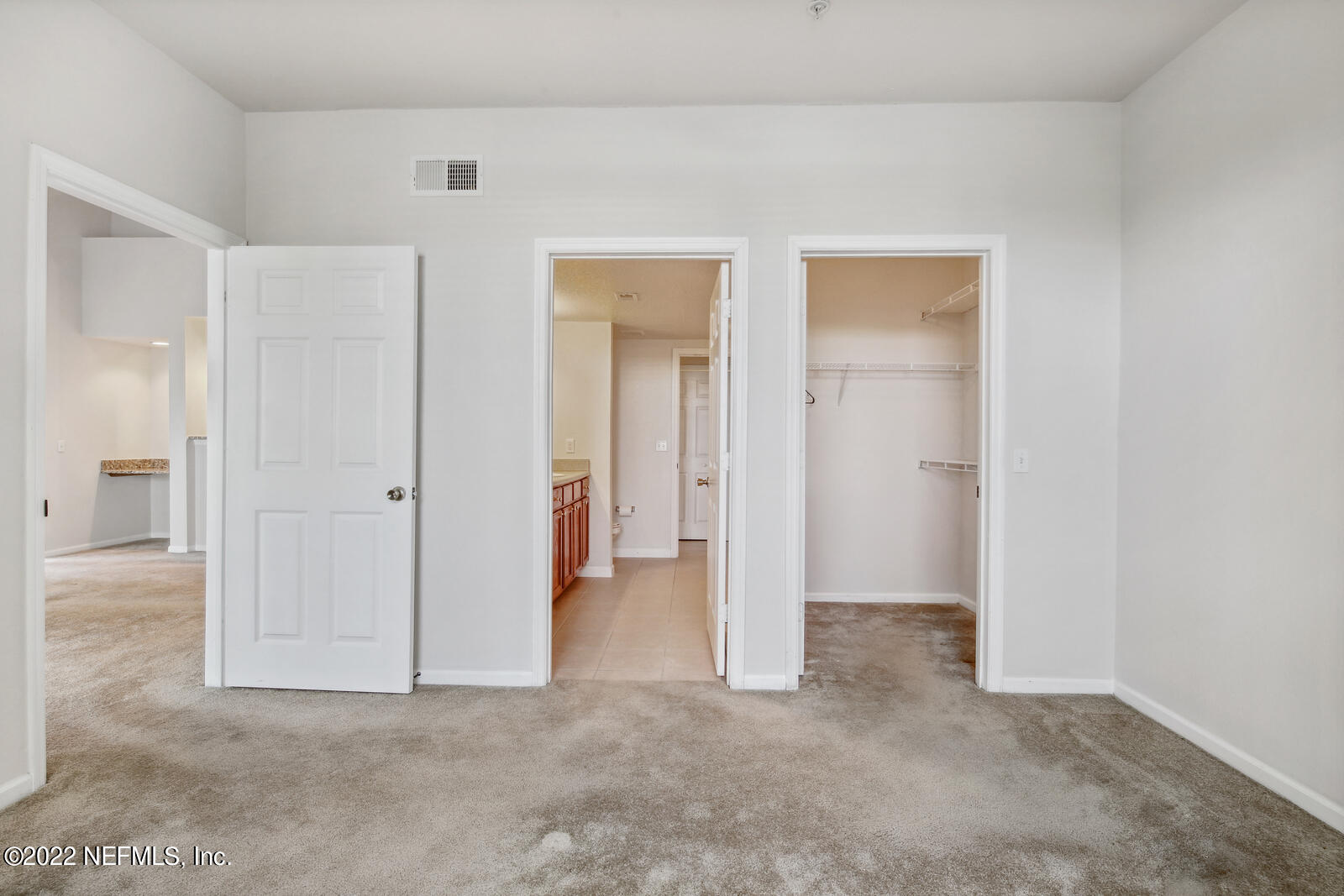 8550 Touchton Road, Unit 1438 Jacksonville, FL 32216 - Photo 13 of 37 a view of an empty room