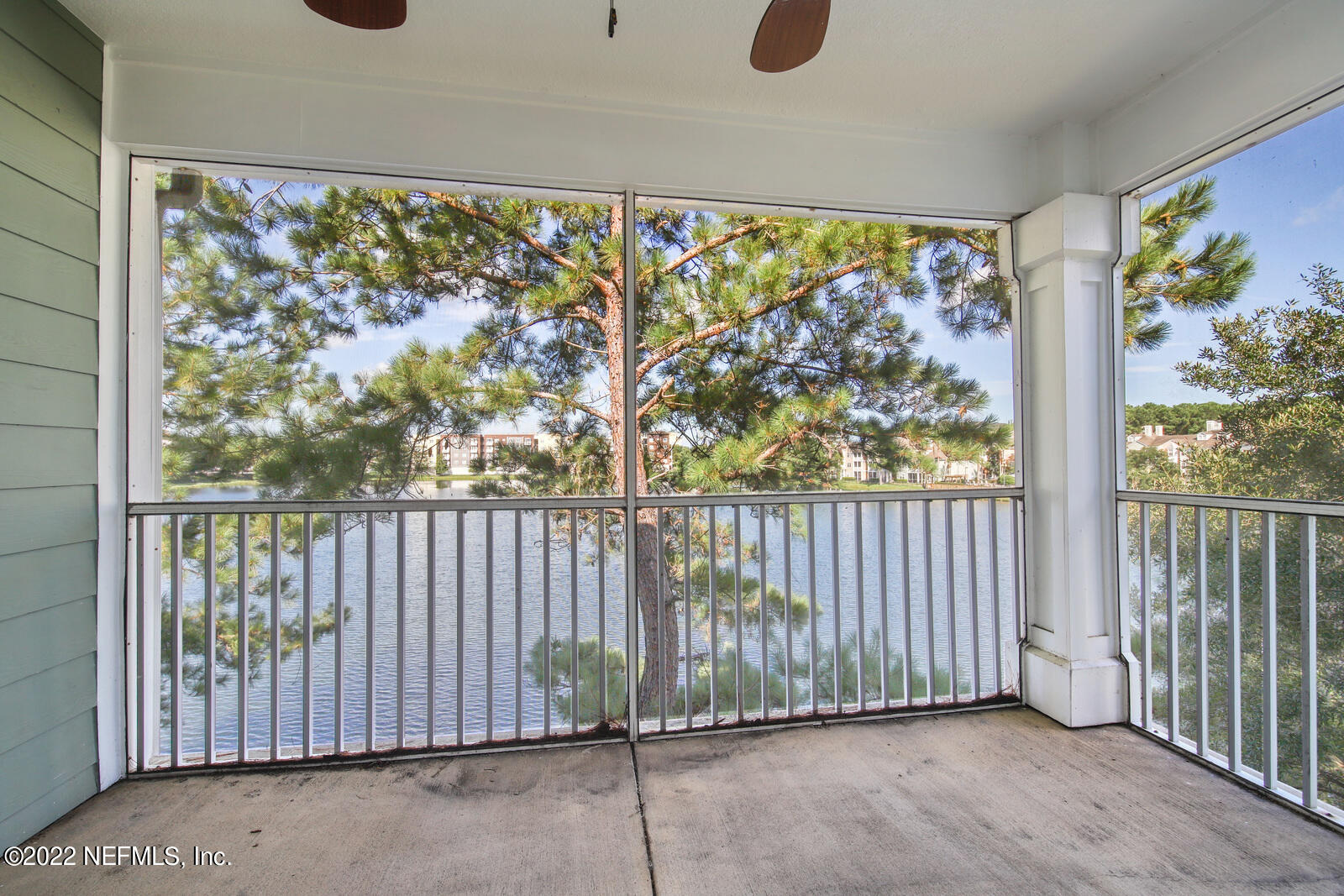 8550 Touchton Road, Unit 1438 Jacksonville, FL 32216 - Photo 23 of 37 a view of a balcony