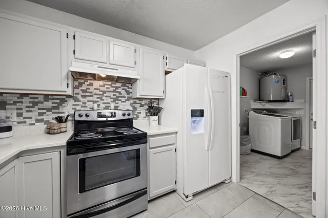 $365,000 | 806 Valley Forge Court, Wilmington, NC 28411