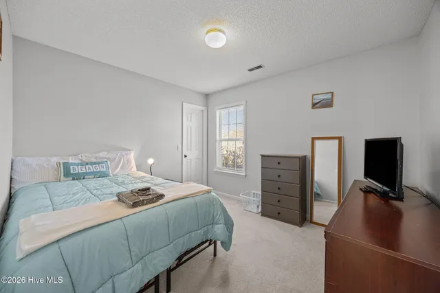 $365,000 | 806 Valley Forge Court, Wilmington, NC 28411