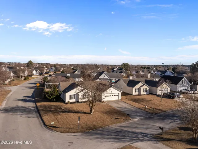 $365,000 | 806 Valley Forge Court, Wilmington, NC 28411