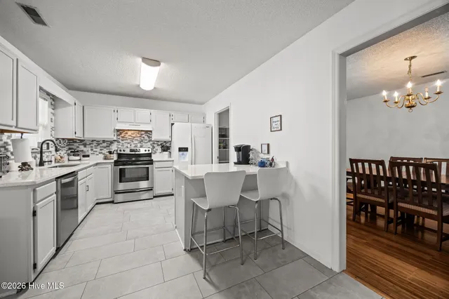 $365,000 | 806 Valley Forge Court, Wilmington, NC 28411