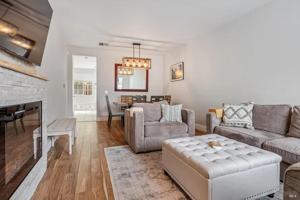 $610,000 | 2084 Cooper Drive, Santa Rosa, CA 95404