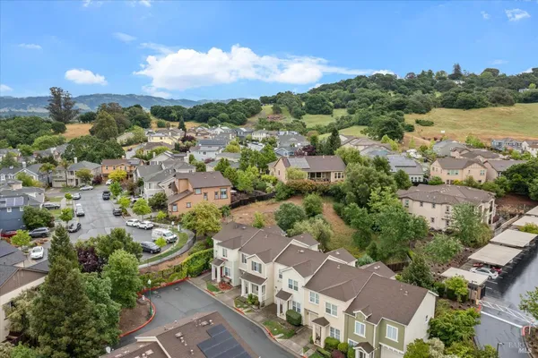 $610,000 | 2084 Cooper Drive, Santa Rosa, CA 95404